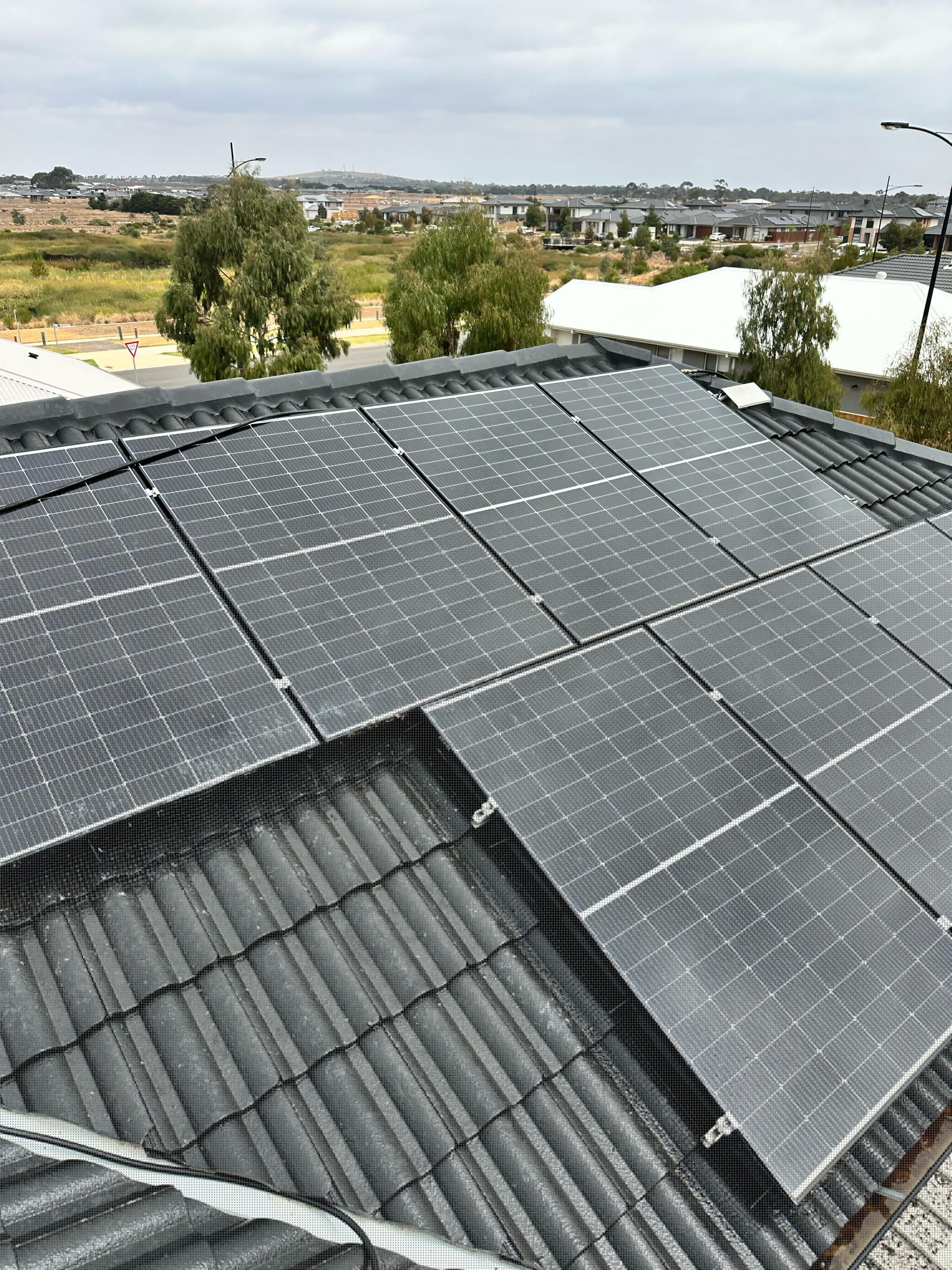 Professional Solar Panel Cleaning Service in Melbourne